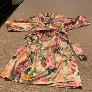 David’s Bridal Flower Robe